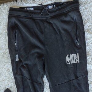 Champion NBA sweatpants Med some pilling LW